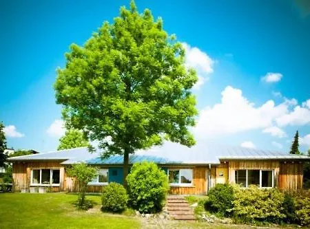 - Membership Required Auberge de jeunesse Ottobeuren